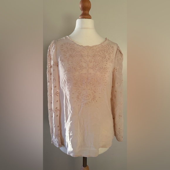 Rebecca Taylor teardrop eyelet 100% silk blouse size 2 - Picture 2 of 15